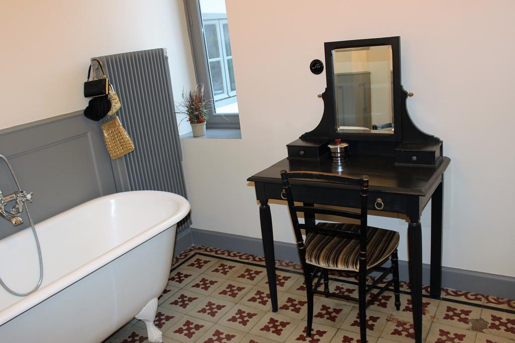 De La Chambre Au Jardin Belleville-en-Beaujolais Екстериор снимка