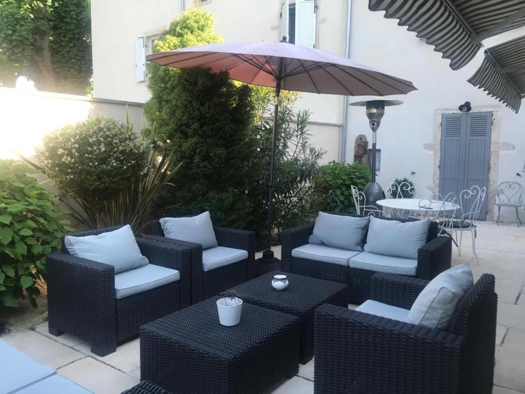 De La Chambre Au Jardin Belleville-en-Beaujolais Екстериор снимка